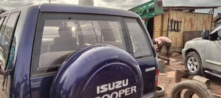 A picture of Isuzu Trooper