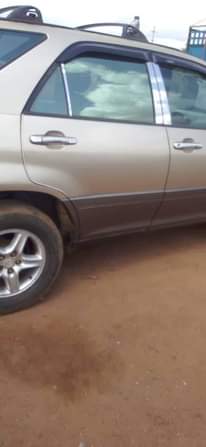 A picture of 2003 Lexus Rx300