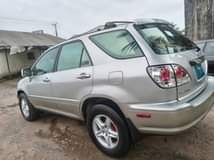 A picture of Neatly Used Lexus RX300 Partly first body Sound engine Smooth