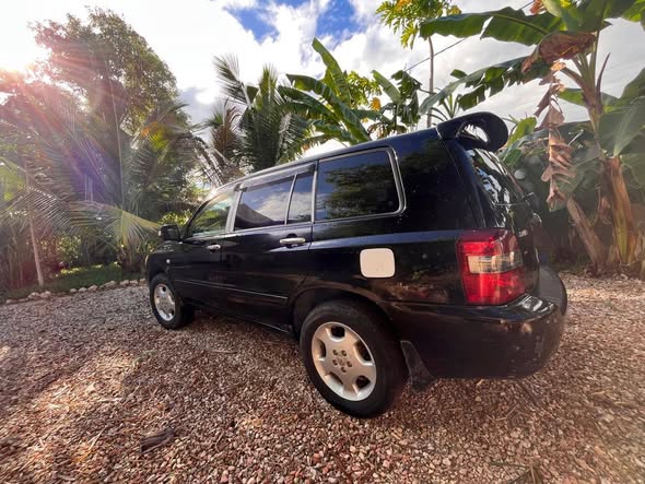 A picture of Toyota Kluger