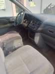A picture of Toyota Sienna 2000 model
