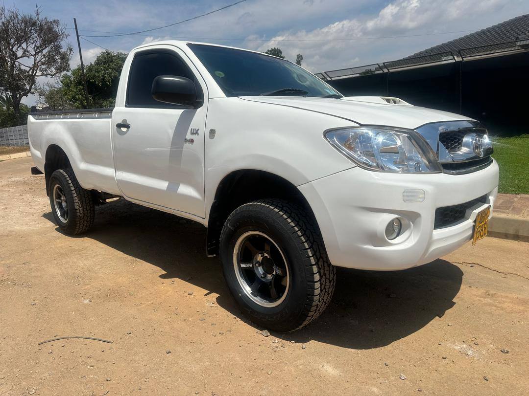 used toyota hilux