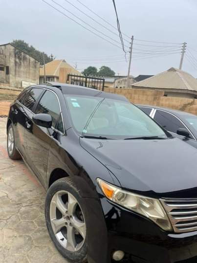 A picture of 2012 Toyota Venza Full option