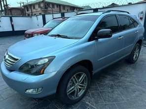 A picture of Register lexus rx 330 2005 model with Excellent Performance Absolutely