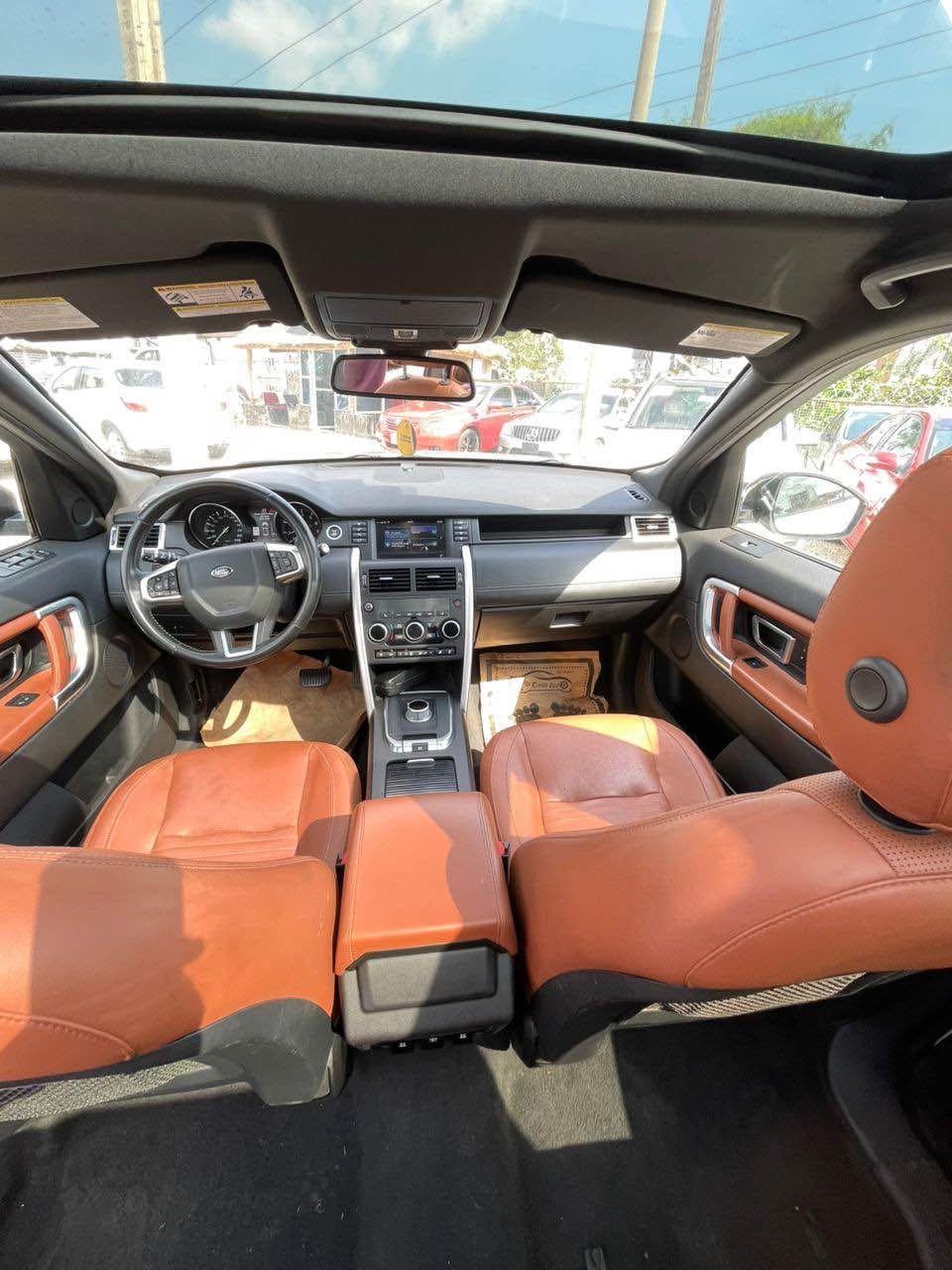 A picture of Distress Distress Direct Belgium Range Rover Discovery