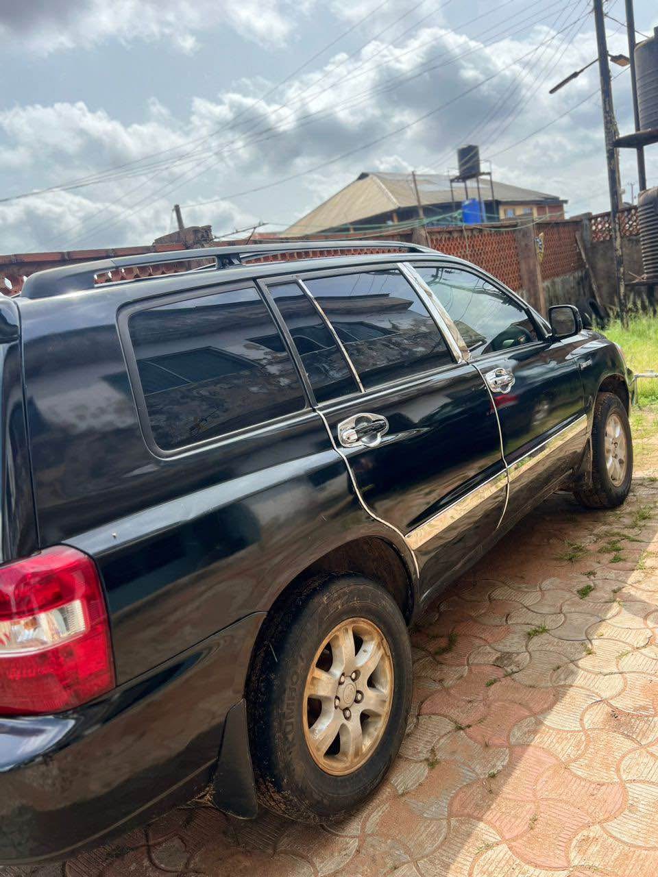 A picture of Toyota Highlander 2005