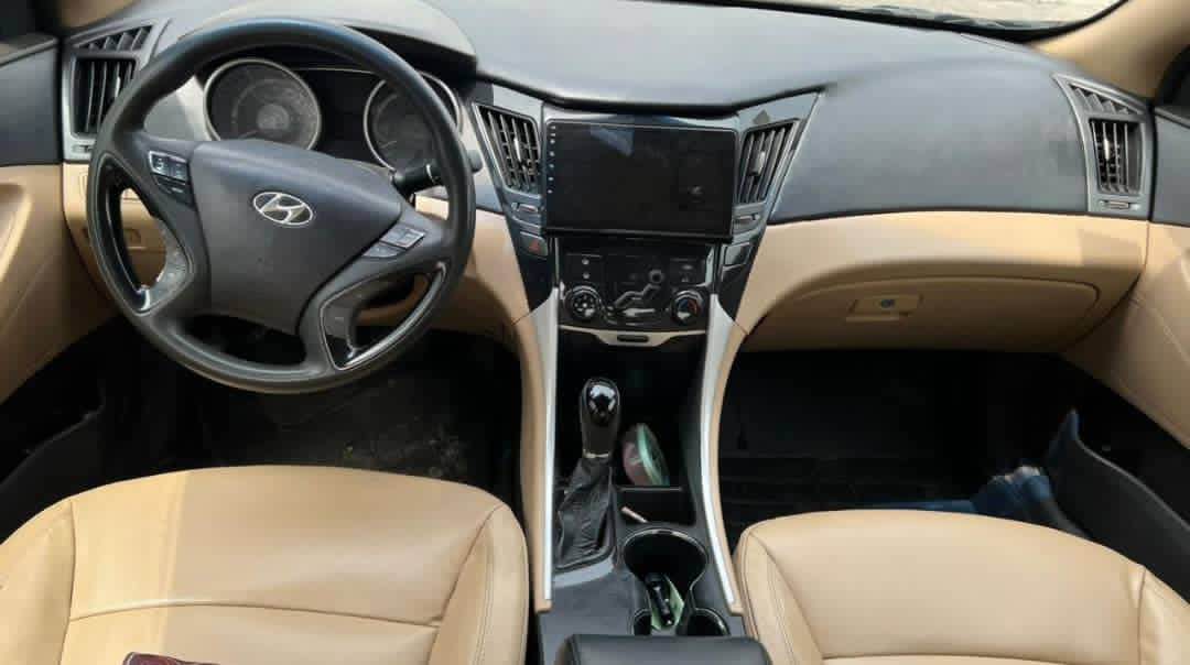 A picture of Good Deal 2012 Hyundai Sonata