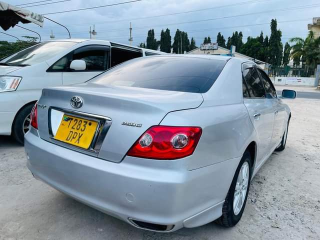 A picture of TOYOTA MARK X