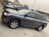 A picture of Toyota highlander 2010 model
