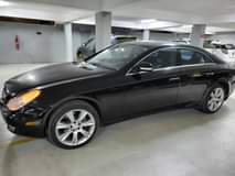 A picture of 2008 Mercedes Benz CLS550 everything is intact in the car