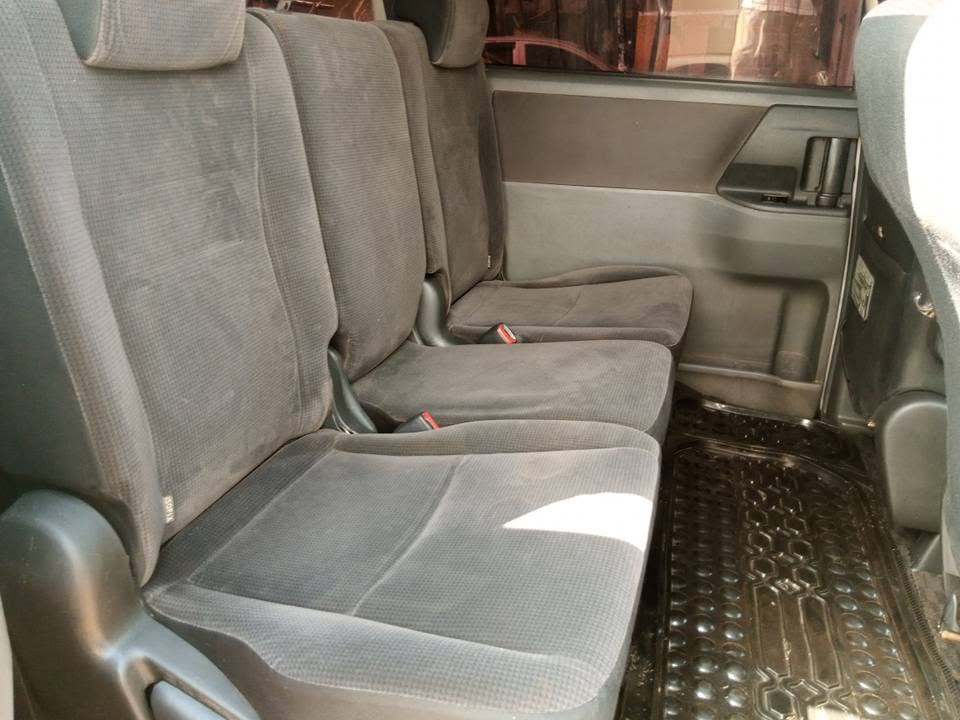 A picture of Toyota Noah