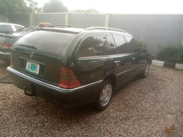 A picture of 2004 Mercedes Benz c class Mercedes Benz c class 2004