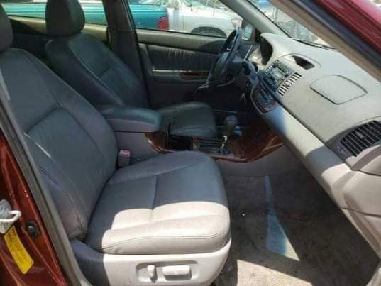 A picture of 2005 Toyota Camry 07036919566