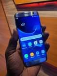A picture of S7 Edge Duo sim 32GB 4G 280k 0758206953 clear camera