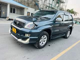 A picture of Toyota Prado diamond
