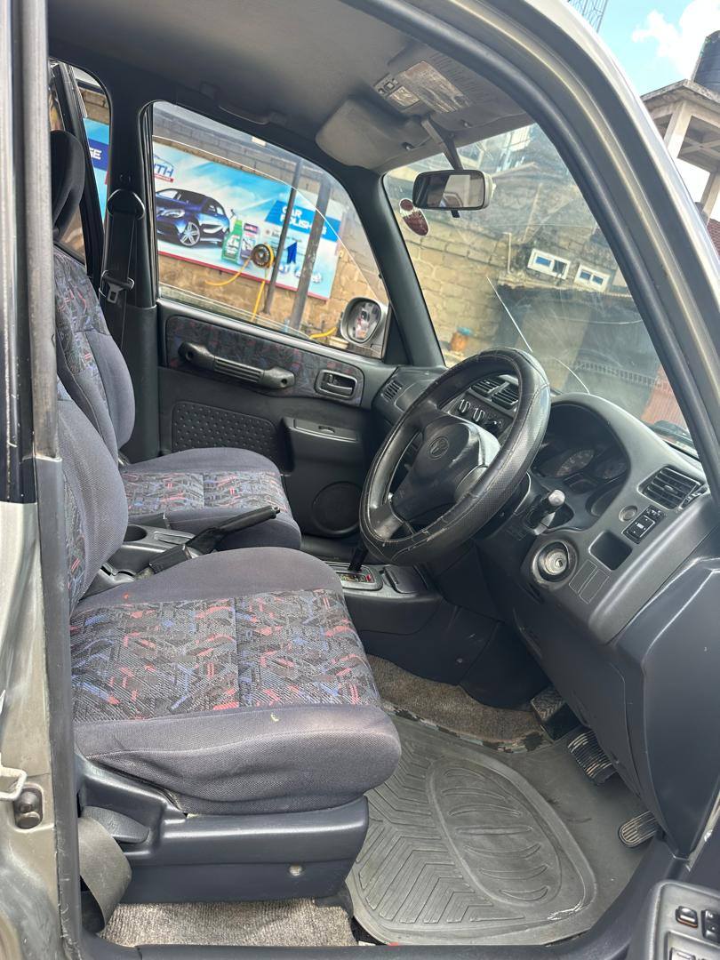 A picture of RAV 4