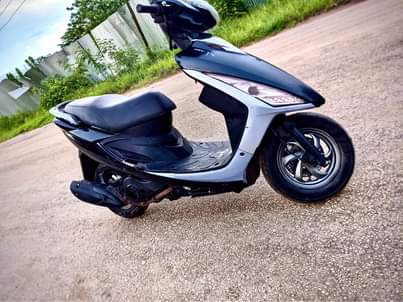 A picture of SUZUKI NEX GSR125