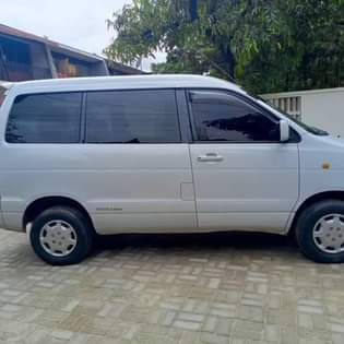 A picture of Toyota noah