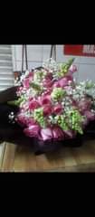 A picture of Gifts and decoration
