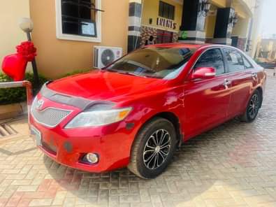 A picture of 2009 Toyota Camry Spider V6 engine Very silent Ac is