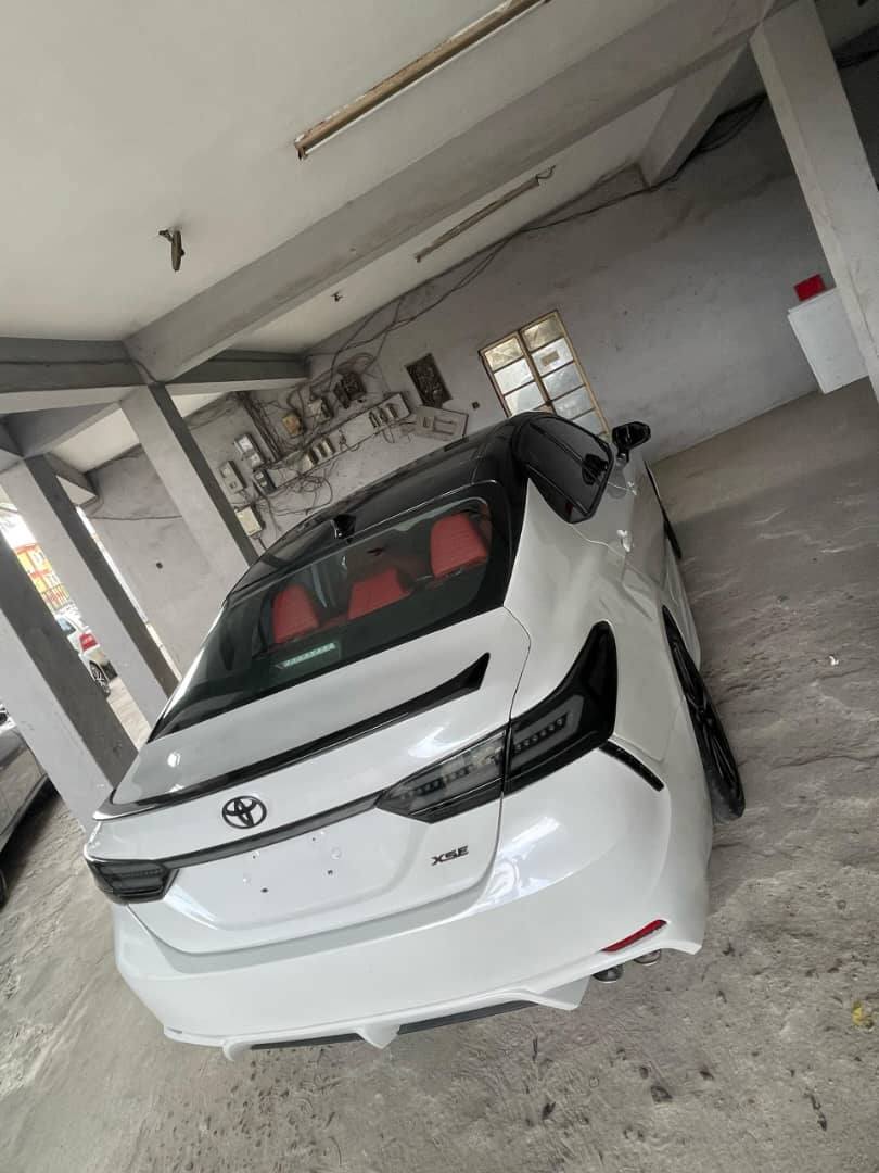 A picture of AWOOF FOREIGN USED 2020 CAMRY XSE WITH PANORAMIC SUNROOF