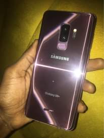 A picture of Samsung s9 
