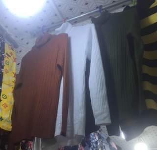 A picture of Pull necks