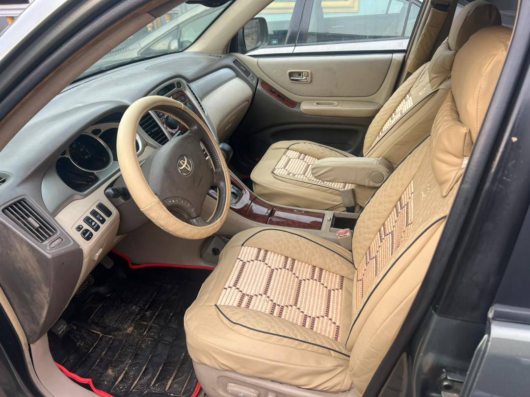 A picture of Highlander 06 for sale