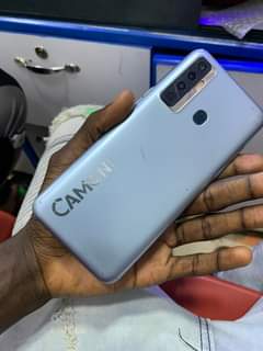 A picture of Camon 17 128gb at only 390000 whatsapp or call 0759979422