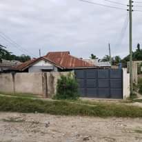 A picture of NYUMBA INAUZWA MBEZI BEACH RAINBOW 