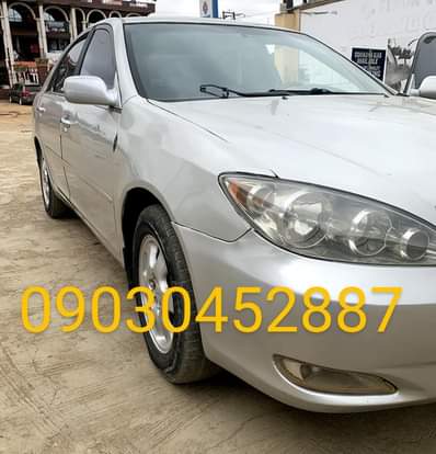 A picture of Toyota Camry 2004