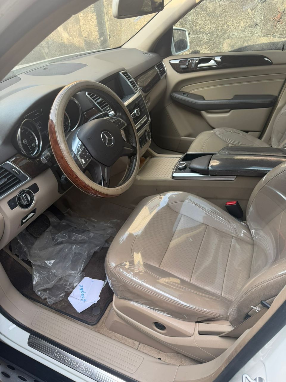 A picture of ML350