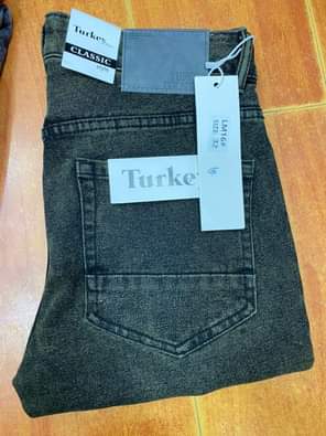 A picture of Original jeans Call WhatsApp 0756181556 0776030131 for more info and