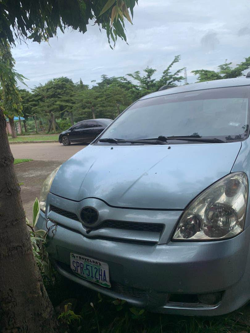 A picture of Toyota Verso