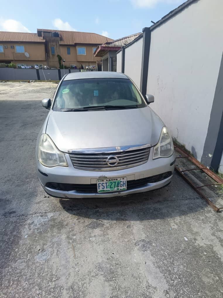 A picture of Nissan bluebird