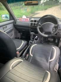 A picture of NISSAN ARA