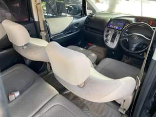 A picture of Toyota Ractis