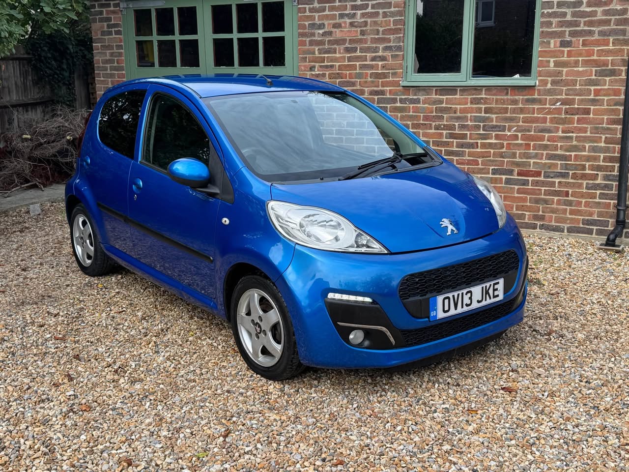 cars under 2000