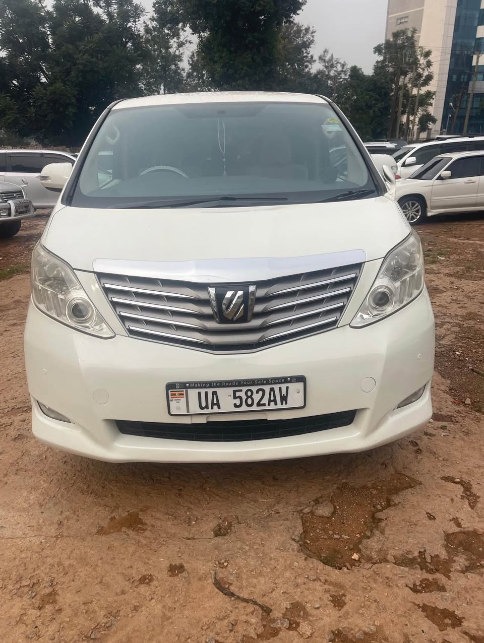 toyota alphard
