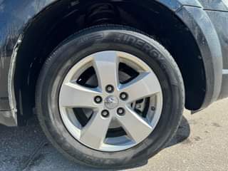 A picture of 2010 Dodge Journey
