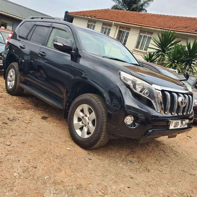 A picture of Landcruiser Prado TX 140m
