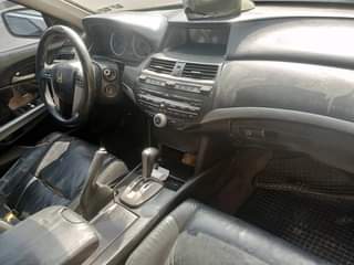 A picture of 2010 Honda Accord Neatly used untempered Engine and gear with