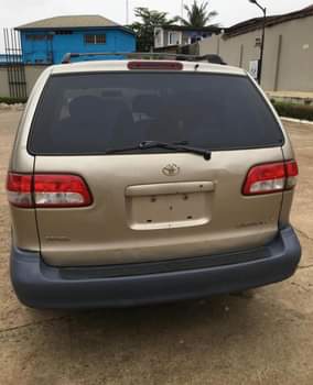 A picture of Danny Yung smart Autos Neat First Body Toyota sienna 02