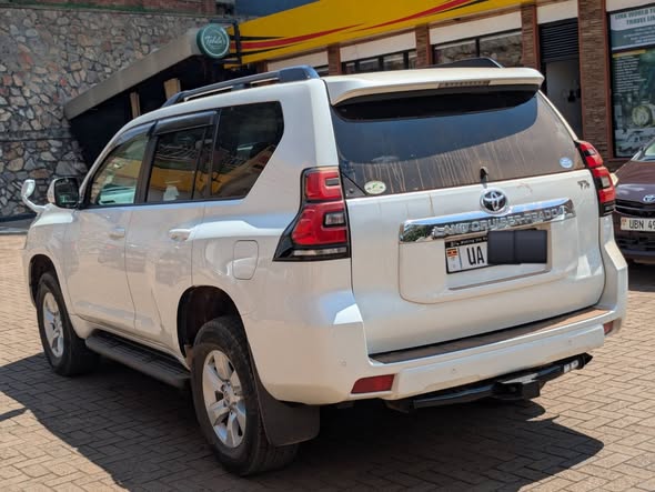 A picture of Toyota Landcriuser Prado