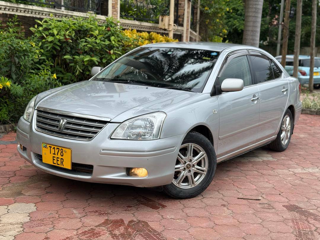 A picture of TOYOTA PREMIO F