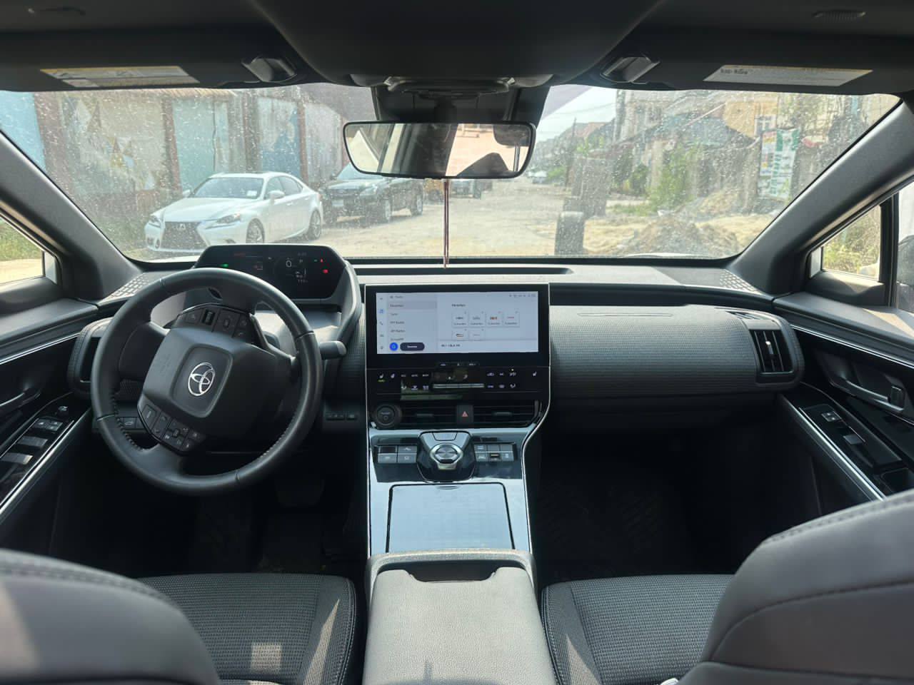 A picture of Tokumbo 2023 Toyota BZ4X full electric
