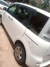 A picture of Toyota Sienta Model 2011 Fuel saving