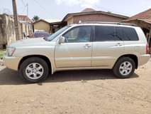 A picture of Fastest finger Toyota Highlander Very clean in and out sound