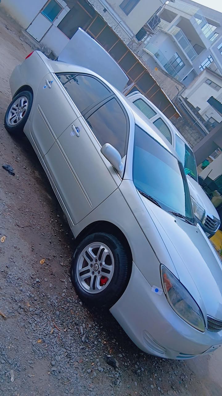 A picture of 2003 Toyota camry