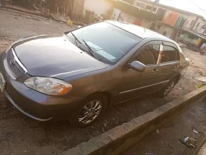 A picture of Toyota Corolla 2003 registered 09066107030